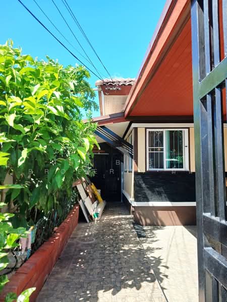 บ้านเดี่ยวสัตหีบ ชลบุรี, Chon Buri (Pattaya), Sattahip, Chon Buri (Pattaya), 4 Bedrooms, 100 sqm, Single Detached House For Sale, by The Best Property มิ้น, 500367897 - DDproperty.com
