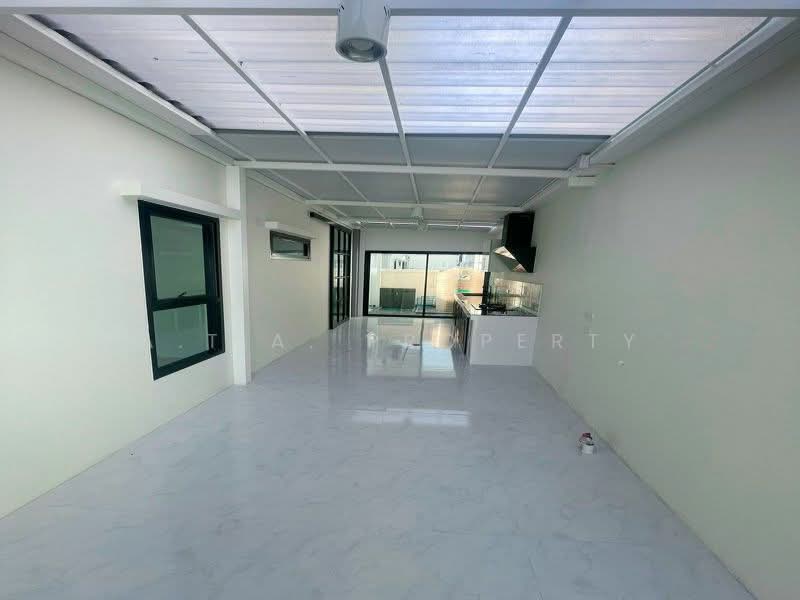 the complete ศรีราชา, Chon Buri (Pattaya), Surasak, Si Racha, Chon Buri (Pattaya), 3 Bedrooms, 230 sqm, Single Detached House For Rent, by A.T.A. Property, 500367907 - DDproperty.com