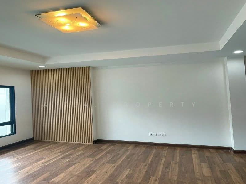 the complete ศรีราชา, Chon Buri (Pattaya), Surasak, Si Racha, Chon Buri (Pattaya), 3 Bedrooms, 230 sqm, Single Detached House For Rent, by A.T.A. Property, 500367907 - DDproperty.com