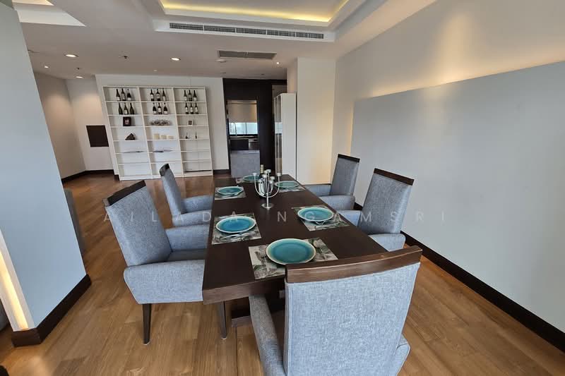 Royal Residence Park, Bangkok, 99 Royal Resident Park Lumphini, Lumphini, Pathum Wan, Bangkok, 4 Bedrooms, 275 sqm, Condo For Rent, by Ailada Ngamsri, 500367913 - DDproperty.com