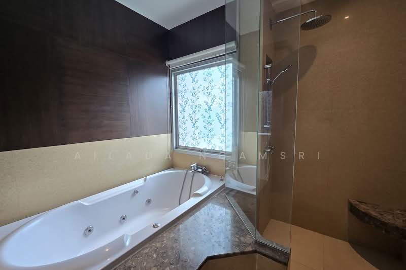 Royal Residence Park, Bangkok, 99 Royal Resident Park Lumphini, Lumphini, Pathum Wan, Bangkok, 4 Bedrooms, 275 sqm, Condo For Rent, by Ailada Ngamsri, 500367913 - DDproperty.com