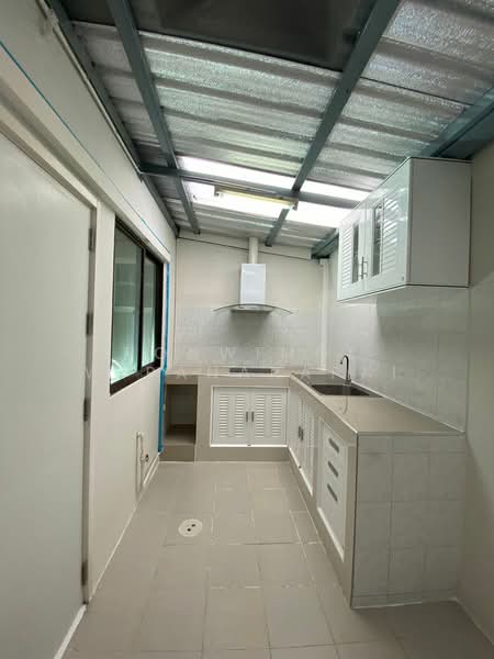 Pruksa Ville 73 Patthanakan, Bangkok, Soi Pattanakarn 38, Suan Luang, Bangkok, 3 Bedrooms, 120 sqm, Townhouse For Rent, by Ponwimol Wipanarapai, 500367914 - DDproperty.com