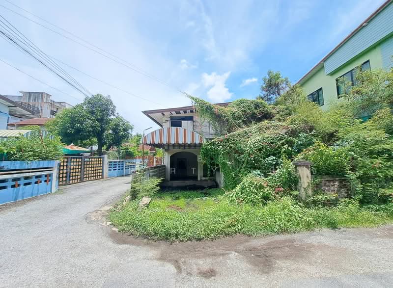 ที่ดินพร้อมสิ่งปลูกสร้างนครสวรรค์ตก นครสวรรค์, นครสวรรค์, นครสวรรค์ตก, เมืองนครสวรรค์, นครสวรรค์, 260 ตร.ม., ที่ดิน ขาย, โดย The Best Property เบ็นซ์, 500367919 - DDproperty.com