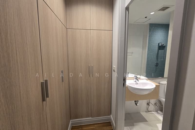 Royal Residence Park, Bangkok, 99 Royal Resident Park Lumphini, Lumphini, Pathum Wan, Bangkok, 3 Bedrooms, 230 sqm, Condo For Rent, by Ailada Ngamsri, 500367921 - DDproperty.com