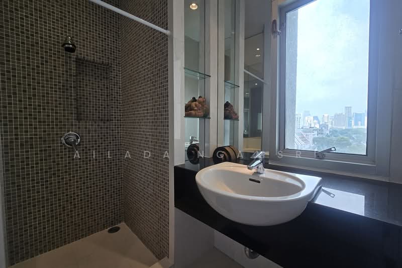 Royal Residence Park, Bangkok, 99 Royal Resident Park Lumphini, Lumphini, Pathum Wan, Bangkok, 3 Bedrooms, 230 sqm, Condo For Rent, by Ailada Ngamsri, 500367921 - DDproperty.com