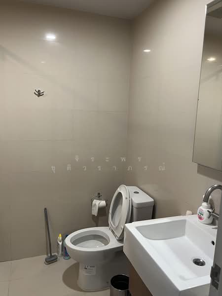 HIVE Taksin, Bangkok, 18 1 Soi, Khlong Ton Sai, Khlong San, Bangkok, 1 Bedroom, 49 sqm, Condo For Rent, by จิระพร ชุติวราภรณ์, 500367929 - DDproperty.com