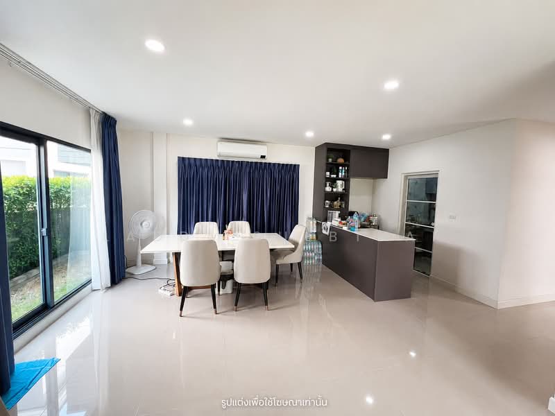 Centro Bangna-Kingkaew, Samut Prakan, Rachathewa, Bang Plee, Samut Prakan, 4 Bedrooms, 225 sqm, Single Detached House For Sale, by Laphasrada Suebthai, 500367942 - DDproperty.com