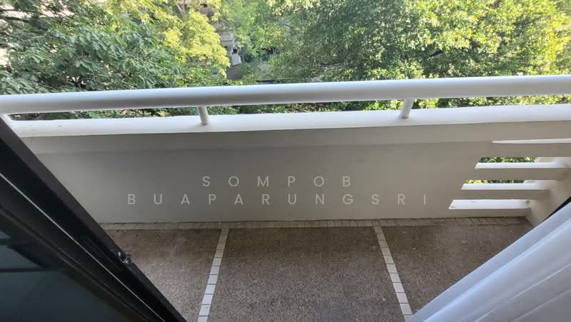 Baan Suanpetch, Bangkok, 18 Soi Sukhumvit 39, Khlong Tan Nua, Watthana, Bangkok, 2 Bedrooms, 135 sqm, Condo For Rent, by Sompob Buaparungsri, 500367955 - DDproperty.com