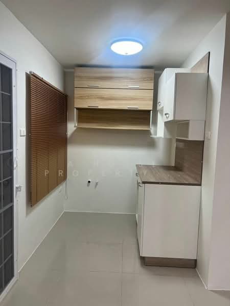 บ้านแฝดรีโนเวทใหม่ หมู่บ้านพิมพาภรณ์ อ่าวอุดม, ชลบุรี, ทุ่งสุขลา, ศรีราชา, ชลบุรี, 140 ตร.ม., บ้านแฝด ขาย, โดย A House Property Co.,Ltd., 500367957 - DDproperty.com