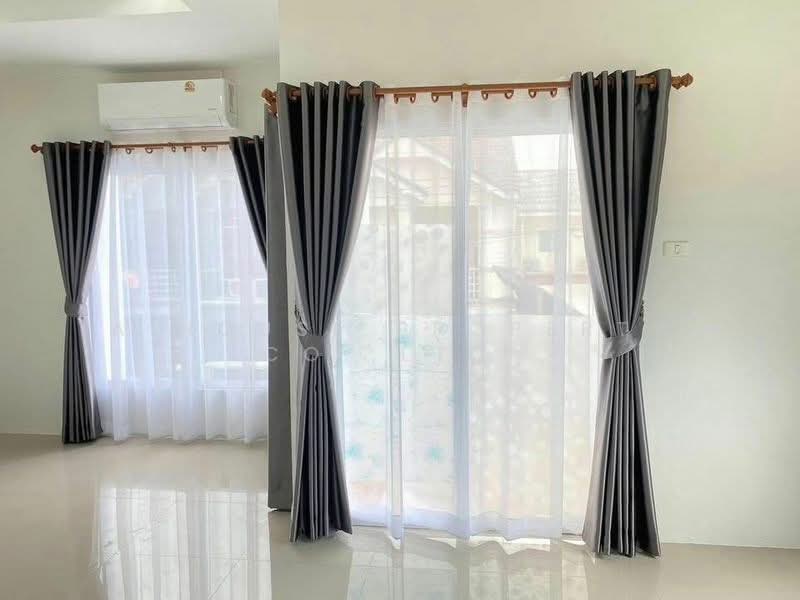 Newly renovated twin house in Pimpaporn Village, Ao Udom, Chon Buri (Pattaya), Thung Suk La, Si Racha, Chon Buri (Pattaya), 3 Bedrooms, 140 sqm, Semi-Detached House (Twin House) For Sale, by A House Property Co.,Ltd., 500367957 - DDproperty.com
