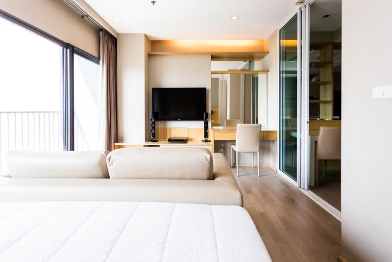 Noble Remix, Bangkok, 772 Soi Sukhumvit 36, Sukhumvit Road, Khong Tan, Khlong Toei, Bangkok, Studio, 38 sqm, Condo For Rent, by Zom (ส้ม), 500367964 - DDproperty.com