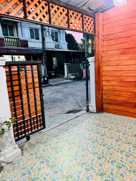 The Connect 6 Wongwean - Bangna KM.10, Samut Prakan, Bangna-Trad Road, Bangphli Yai, Bang Plee, Samut Prakan, 3 Bedrooms, 100 sqm, Townhouse For Sale, by The Best Property ศิลป์, 500367967 - DDproperty.com