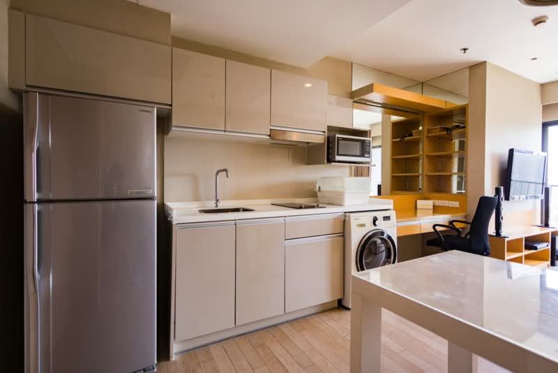 Noble Remix, Bangkok, 772 Soi Sukhumvit 36, Sukhumvit Road, Khong Tan, Khlong Toei, Bangkok, 1 Bedroom, 42 sqm, Condo For Rent, by Zom (ส้ม), 500367987 - DDproperty.com
