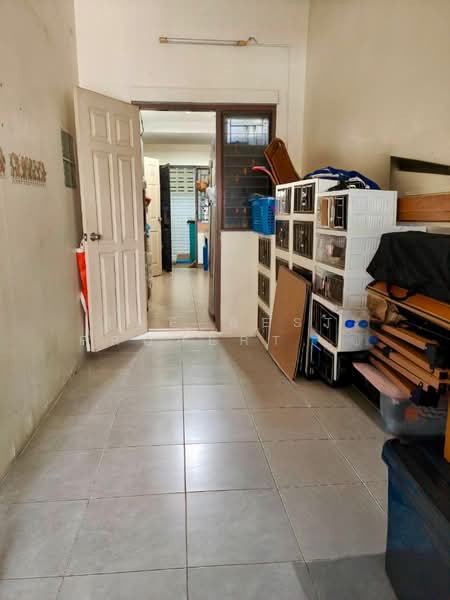 แฟมิลี่ทาวน์1, Chon Buri (Pattaya), Na Pa, Muang Chon Buri, Chon Buri (Pattaya), 3 Bedrooms, 150 sqm, Semi-Detached House (Twin House) For Sale, by The Best Property ตาล, 500368006 - DDproperty.com