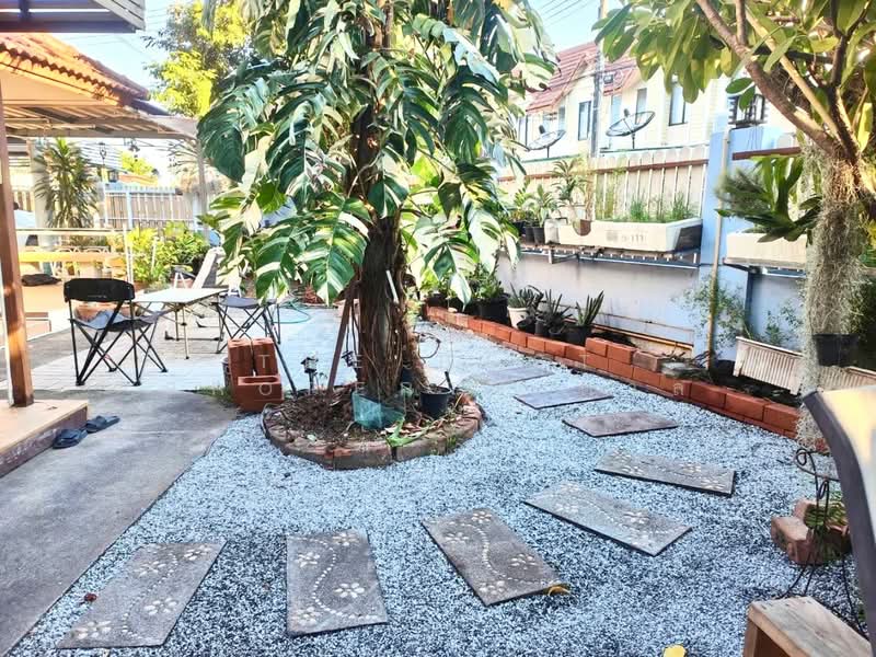 แฟมิลี่ทาวน์1, ชลบุรี, นาป่า, เมืองชลบุรี, ชลบุรี, 150 ตร.ม., บ้านแฝด ขาย, โดย The Best Property ตาล, 500368006 - DDproperty.com