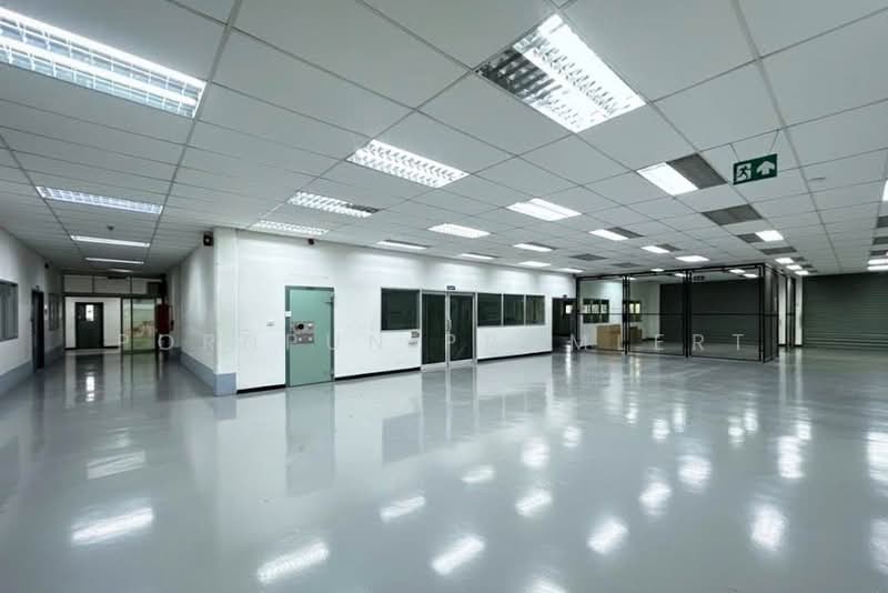 ขายโรงงานพร้อมสำนักงาน พื้นที่สีม่วง (อุตสาหกรรม), กรุงเทพ, ลาดกระบัง, กรุงเทพ, 6,700 ตร.ม., โกดัง-โรงงาน ขาย, โดย Pornpun Promlert, 500368019 - DDproperty.com