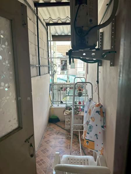 หมู่บ้านรุ่งกิจวิลล่า 14, Bangkok, Lat Krabang, Lat Krabang, Bangkok, 3 Bedrooms, 150 sqm, Townhouse For Sale, by The Best Property บุ๋มบิ๋ม, 500368025 - DDproperty.com