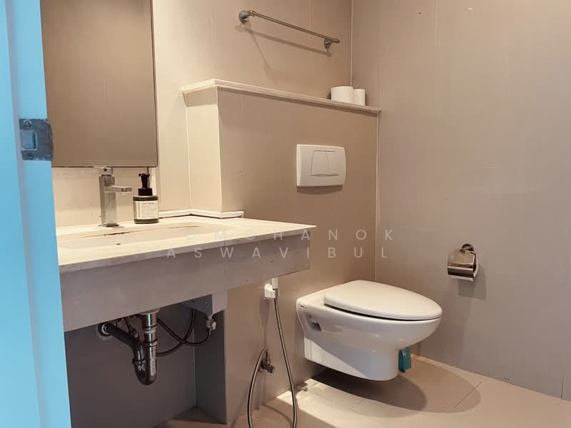 The Royal Maneeya, Bangkok, Rajdamri, Lumphini, Pathum Wan, Bangkok, 2 Bedrooms, 110 sqm, Condo For Rent, by Jomchanok Aswavibul, 500368040 - DDproperty.com