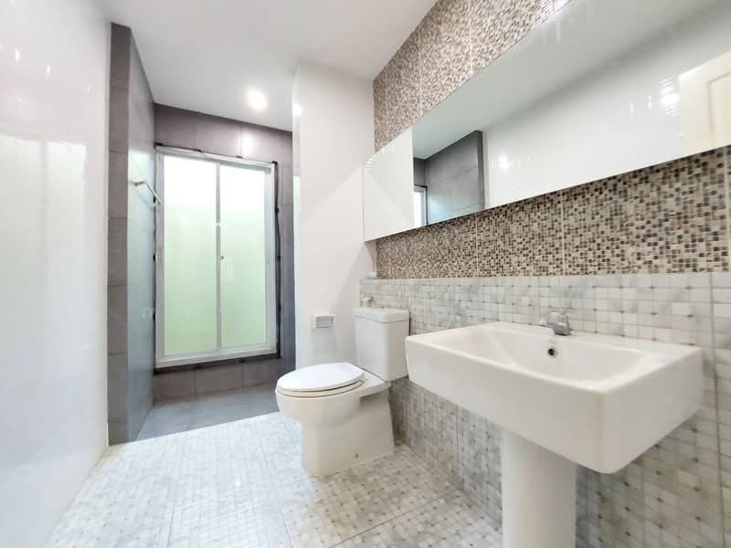 Nalin Avenue 3 Ramkhamhaeng, Bangkok, Soi Kheha Rom Klao 72, Rat Phatthana, Saphan Sung, Bangkok, 3 Bedrooms, 164 sqm, Townhouse For Sale, by ภารวี สุมังคะละ, 500368051 - DDproperty.com