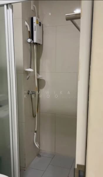 Aspire Erawan, Samut Prakan, Sukhumvit, Pak Nam, Muang Samut Prakarn, Samut Prakan, 1 Bedroom, 30 sqm, Condo For Rent, by Amwika Karoonsombat, 500368068 - DDproperty.com