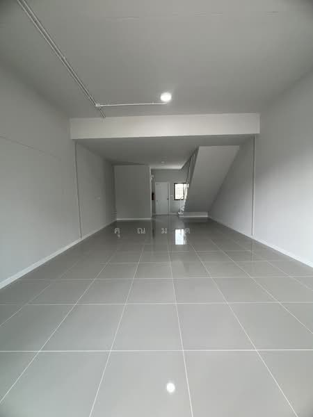 The Connect BizTown Bangna km.5 - Srinakarin, Samut Prakan, Bang Kaeo, Bang Plee, Samut Prakan, , 187 sqm, Shophouse For Sale, by คุณมด, 500368071 - DDproperty.com