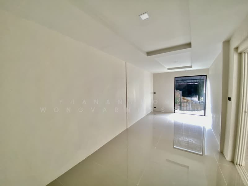 Manthana Ramintra-Wongwean : บ้านมัณฑนา รามอินทรา-วงแหวน, กรุงเทพ, ถนนกาญจนาภิเษก, คันนายาว, กรุงเทพ, 200 ตร.ม., บ้านเดี่ยว ขาย, โดย Thananthorn Wongvarnkaseam, 500368078 - DDproperty.com
