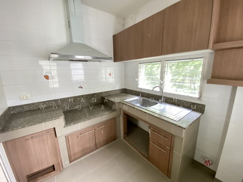 Manthana Ramintra-Wongwean, Bangkok, Kanchanaphisek Road, Khan Na Yao, Bangkok, 4 Bedrooms, 200 sqm, Single Detached House For Sale, by Thananthorn Wongvarnkaseam, 500368078 - DDproperty.com