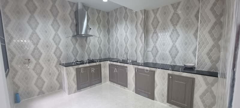 Maneeya Ville, Bangkok, Soi Wachiratham Sathit 12, Bang Chak, Phra Khanong, Bangkok, 4 Bedrooms, 300 sqm, Single Detached House For Rent, by THANYALAK IQI INTERNATIONAL, 500368093 - DDproperty.com