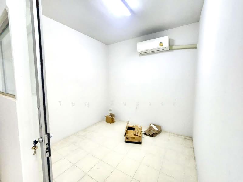 หมู่บ้าน 84 แมนชั่น : Baan 84 Mansion, กรุงเทพ, วังทองหลาง, กรุงเทพ, 220 ตร.ม., ทาวน์เฮ้าส์ ขาย, โดย วิษณุ ลีนะวงศ์, 500368101 - DDproperty.com