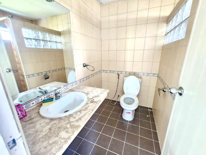 หมู่บ้าน 84 แมนชั่น : Baan 84 Mansion, กรุงเทพ, วังทองหลาง, กรุงเทพ, 220 ตร.ม., ทาวน์เฮ้าส์ ขาย, โดย วิษณุ ลีนะวงศ์, 500368101 - DDproperty.com