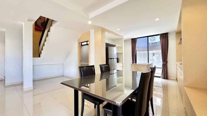 3 Bed House in Nong Prue for Rent Only 44k | 356 Sqm | Pet Friendly, Chon Buri (Pattaya), Soi Mu Ban Boss Village, Nong Pru, Bang Lamung (Pattaya), Chon Buri (Pattaya), 3 Bedrooms, 350 sqm, Single Detached House For Rent, by Siwas Thepphabut, 500368108 - DDproperty.com