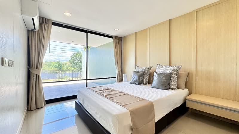 บ้าน 3 นอนที่หนองปรือให้เช่าเพียง 44k | 332 ตร.ม. | เลี้ยงสัตว์ได้, ชลบุรี, Soi Mu Ban Boss Village, หนองปรือ, บางละมุง, ชลบุรี, 350 ตร.ม., บ้านเดี่ยว ให้เช่า, โดย Siwas Thepphabut, 500368108 - DDproperty.com