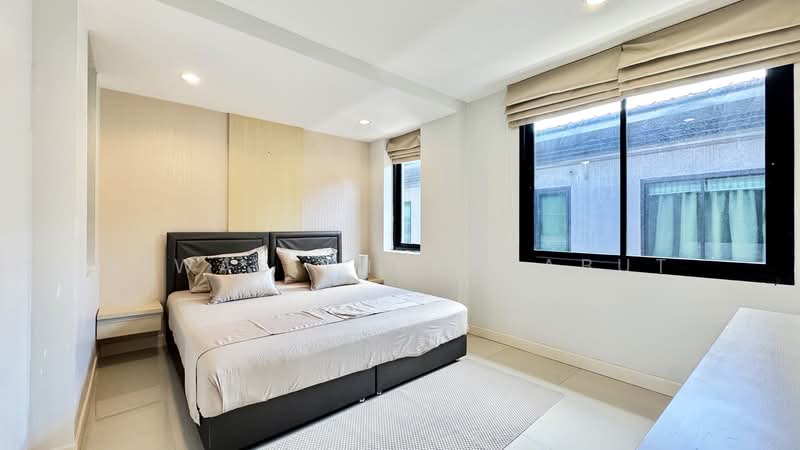 3 Bed House in Nong Prue for Rent Only 44k | 356 Sqm | Pet Friendly, Chon Buri (Pattaya), Soi Mu Ban Boss Village, Nong Pru, Bang Lamung (Pattaya), Chon Buri (Pattaya), 3 Bedrooms, 350 sqm, Single Detached House For Rent, by Siwas Thepphabut, 500368108 - DDproperty.com