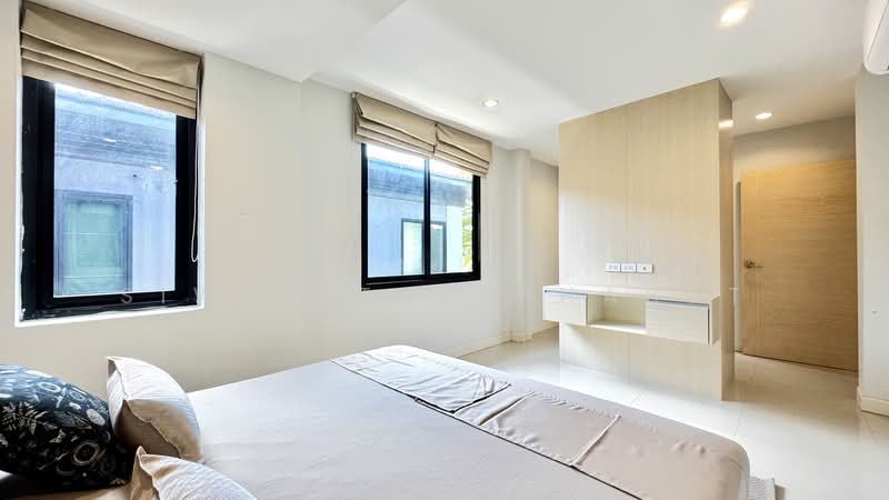 บ้าน 3 นอนที่หนองปรือให้เช่าเพียง 44k | 332 ตร.ม. | เลี้ยงสัตว์ได้, ชลบุรี, Soi Mu Ban Boss Village, หนองปรือ, บางละมุง, ชลบุรี, 350 ตร.ม., บ้านเดี่ยว ให้เช่า, โดย Siwas Thepphabut, 500368108 - DDproperty.com