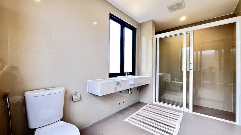 3 Bed House in Nong Prue for Rent Only 44k | 356 Sqm | Pet Friendly, Chon Buri (Pattaya), Soi Mu Ban Boss Village, Nong Pru, Bang Lamung (Pattaya), Chon Buri (Pattaya), 3 Bedrooms, 350 sqm, Single Detached House For Rent, by Siwas Thepphabut, 500368108 - DDproperty.com