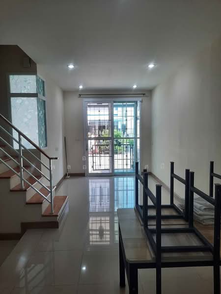 Golden Town Sukhumvit-Bearing Station, Samut Prakan, Soi Tesabansamrongtai 6, Sam Rong, Phra Pra Daeng, Samut Prakan, 4 Bedrooms, 100 sqm, Townhouse For Rent, by Adisorn Ploymeerassamee, 500368127 - DDproperty.com
