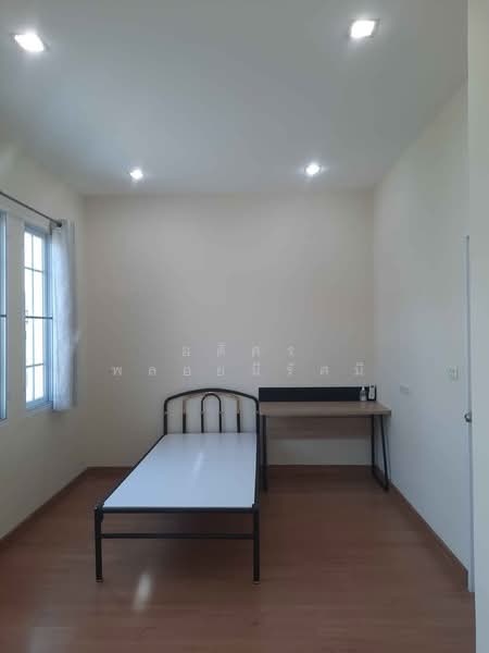 Golden Town Sukhumvit-Bearing Station, Samut Prakan, Soi Tesabansamrongtai 6, Sam Rong, Phra Pra Daeng, Samut Prakan, 4 Bedrooms, 100 sqm, Townhouse For Rent, by Adisorn Ploymeerassamee, 500368127 - DDproperty.com