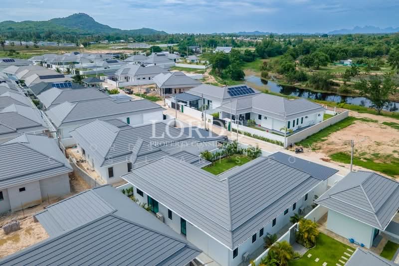 Botanica Hua Hin, Prachuap Khiri Khan, 542 Thap Tai, Thap Tai, Hua Hin, Prachuap Khiri Khan, 3 Bedrooms, 256 sqm, Villa For Sale, by Mark Puttkammer, 500368158 - DDproperty.com
