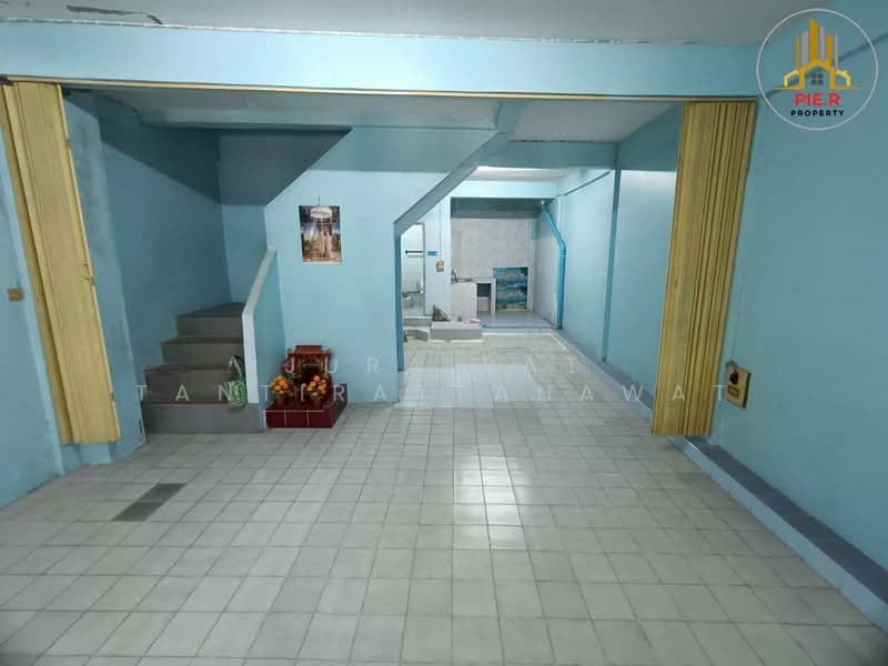 ลาดกระบัง, Bangkok, ลาดกระบัง-หลวงแพ่ง, Lat Krabang, Bangkok, 3 Bedrooms, 98 sqm, Townhouse For Sale, by Jurairat Tantirattanawat, 500368192 - DDproperty.com