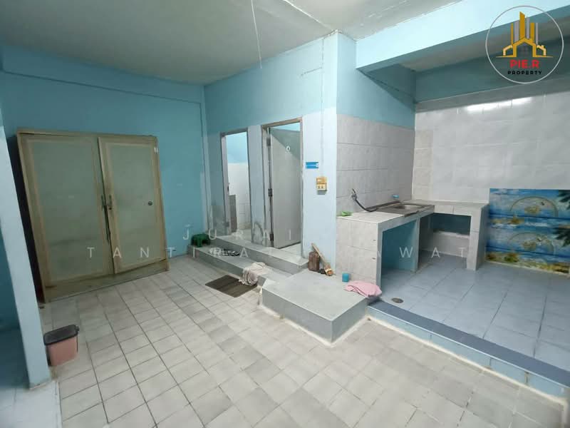 ลาดกระบัง, Bangkok, ลาดกระบัง-หลวงแพ่ง, Lat Krabang, Bangkok, 3 Bedrooms, 98 sqm, Townhouse For Sale, by Jurairat Tantirattanawat, 500368192 - DDproperty.com