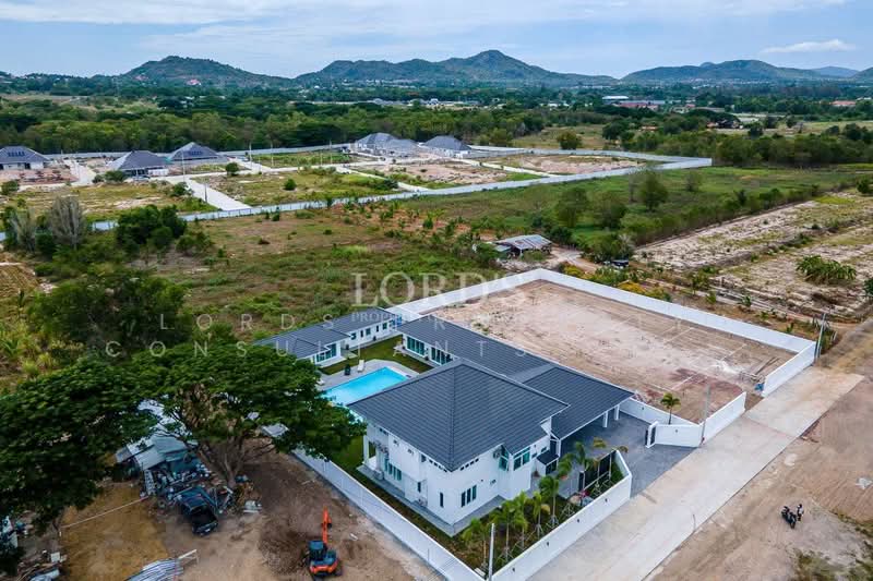 Hua Hin Soi Mon Mai, ประจวบคีรีขันธ์, Soi Mon MaiTambon Hin Lek Fai, หินเหล็กไฟ, หัวหิน, ประจวบคีรีขันธ์, 454 ตร.ม., วิลล่า ขาย, โดย Mark Puttkammer, 500368225 - DDproperty.com