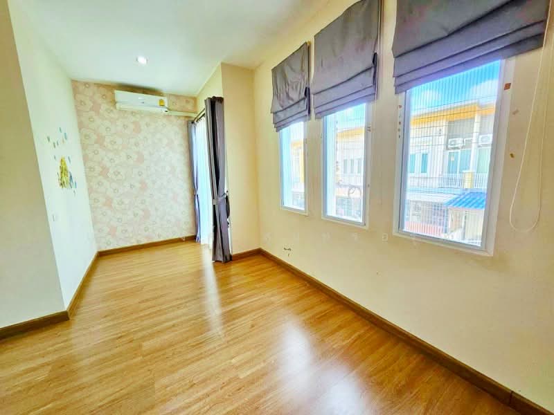 ไม่พบโครงการ, Bangkok, อ่อนนุช วัดลานบุญ, Lat Krabang, Bangkok, 3 Bedrooms, 160 sqm, Townhouse For Rent, by ณัฐพงศ์ สุนทรอรุณ, 500368231 - DDproperty.com