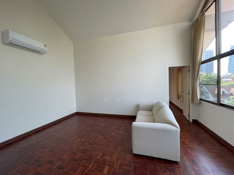 Townhouse in secure compound Pet-Friendly only 2nd-3rd floor with 3 beds 4 baths around BTS Ari, Bangkok, พหลโยธิน, Samsen Nai, Phaya Thai, Bangkok, 3 Bedrooms, 200 sqm, Townhouse For Rent, by ปรีชา จิตต์สมนึก, 500368244 - DDproperty.com