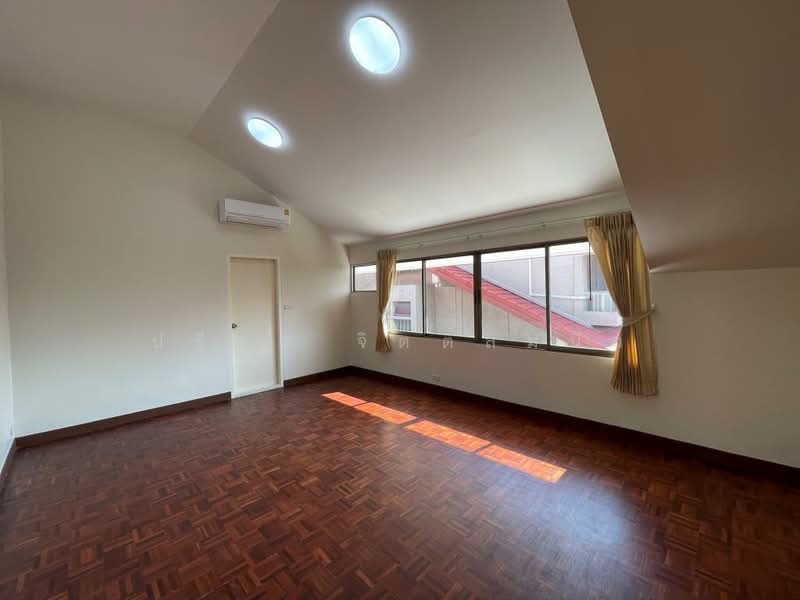 ทาวน์เฮาส์ในโครงการที่ปลอดภัย เฉพาะชั้น 2-3 ขนาด 3 ห้องนอน ใกล้สถานีรถไฟฟ้า BTS อารีย์, กรุงเทพ, พหลโยธิน, สามเสนใน, พญาไท, กรุงเทพ, 200 ตร.ม., ทาวน์เฮ้าส์ ให้เช่า, โดย ปรีชา จิตต์สมนึก, 500368244 - DDproperty.com