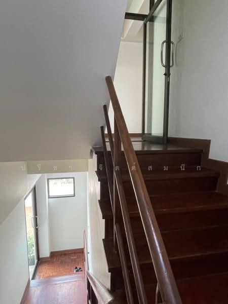 Townhouse in secure compound Pet-Friendly only 2nd-3rd floor with 3 beds 4 baths around BTS Ari, Bangkok, พหลโยธิน, Samsen Nai, Phaya Thai, Bangkok, 3 Bedrooms, 200 sqm, Townhouse For Rent, by ปรีชา จิตต์สมนึก, 500368244 - DDproperty.com