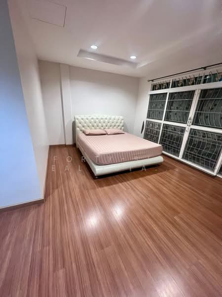 Baan Klang Muang Sukhumvit 113, Samut Prakan, Soi Dan Samrong 32, Samrong Nua, Muang Samut Prakarn, Samut Prakan, 3 Bedrooms, 142 sqm, Townhouse For Rent, by Forty-Six Real Estate Group, 500368255 - DDproperty.com