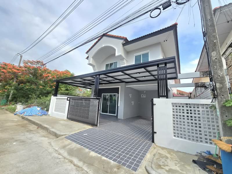Baan Burirom Rangsit – Klong 4 : บ้านบุรีรมย์ รังสิต – คลอง 4, ปทุมธานี, 59 หมู่ 6, ลาดสวาย, ลำลูกกา, ปทุมธานี, 120 ตร.ม., บ้านเดี่ยว ขาย, โดย นภัสศรณ์ วงศ์สินไทยกร (นันท์), 500368260 - DDproperty.com