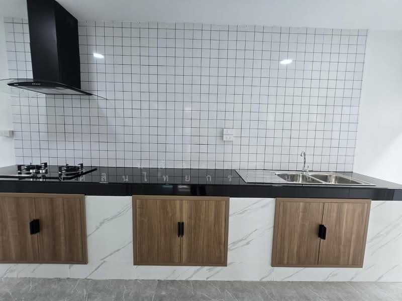 Baan Burirom Rangsit – Klong 4, Pathum Thani, 59 Moo 6, Lat Sawai, Lam Luk Ka, Pathum Thani, 3 Bedrooms, 120 sqm, Single Detached House For Sale, by นภัสศรณ์ วงศ์สินไทยกร (นันท์), 500368260 - DDproperty.com
