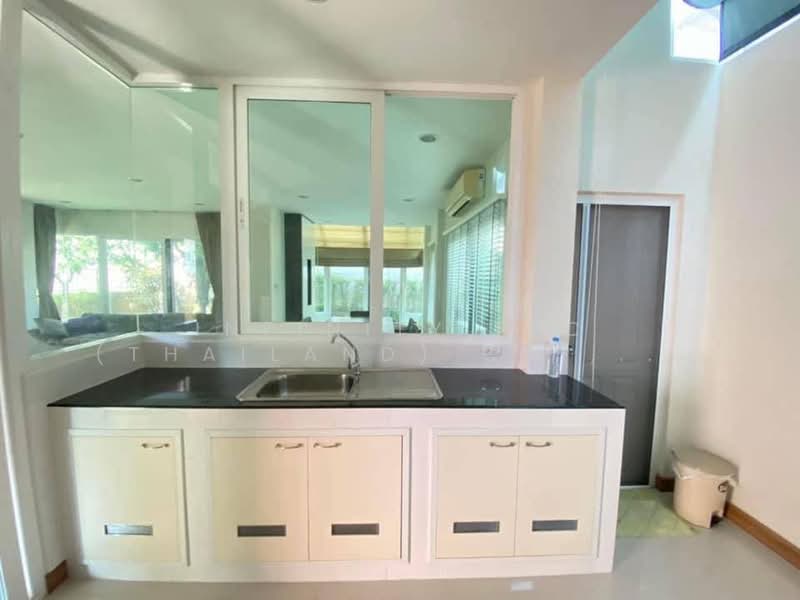 CASA Legend Sriracha, Chon Buri (Pattaya), 3241 Road, Surasak, Si Racha, Chon Buri (Pattaya), 3 Bedrooms, 209 sqm, Single Detached House For Sale, by Infinity EEC (Thailand) Co., Ltd., 500368273 - DDproperty.com