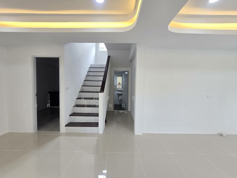 Supalai Ville Wongwaen-Lumlukka Klong 3, Pathum Thani, Phahonyothin Road, Khu Khot, Lam Luk Ka, Pathum Thani, 3 Bedrooms, 160 sqm, Semi-Detached House (Twin House) For Sale, by นภัสศรณ์ วงศ์สินไทยกร (นันท์), 500368274 - DDproperty.com